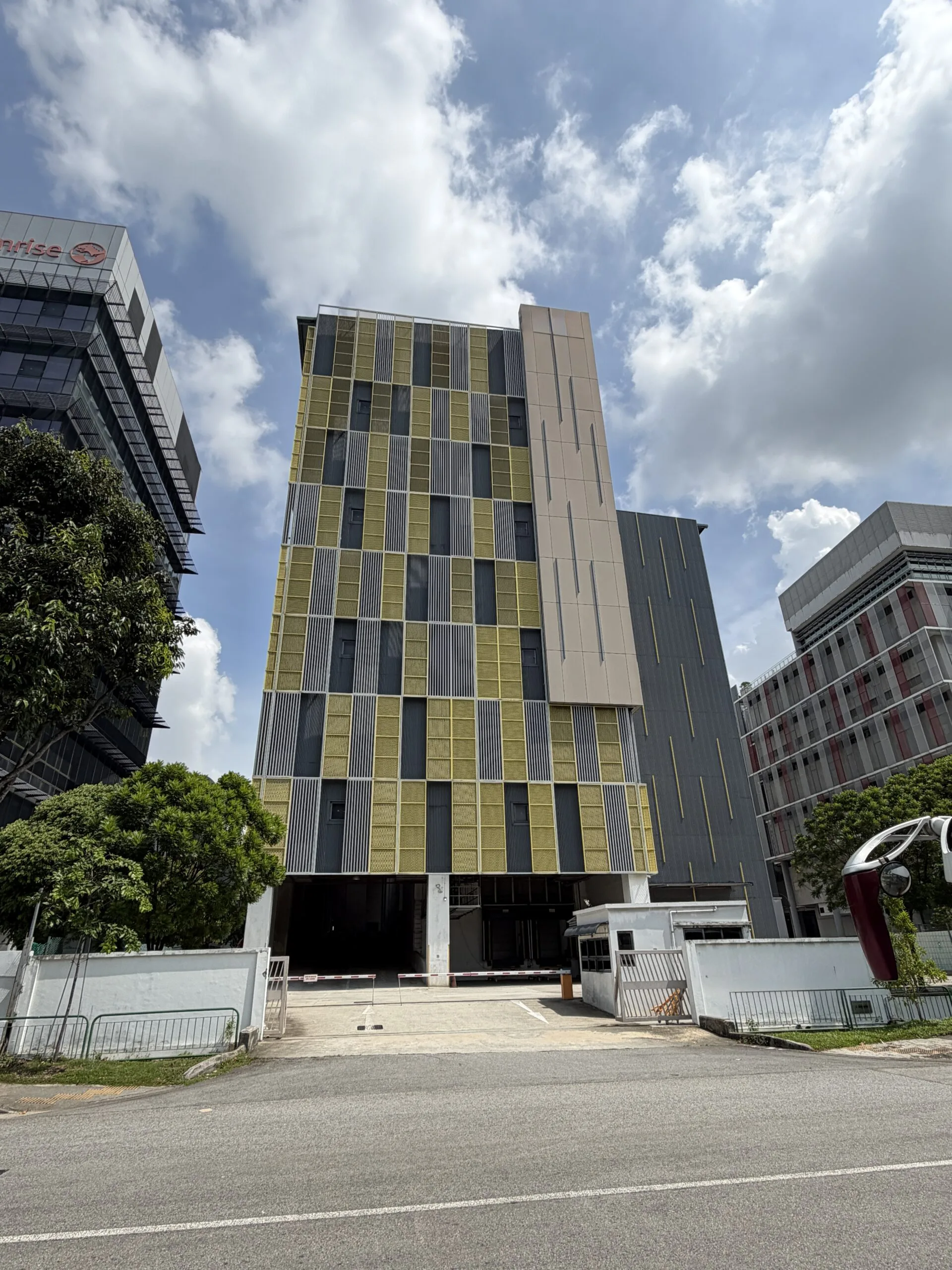 Industrial building in Pandan Loop for Sale